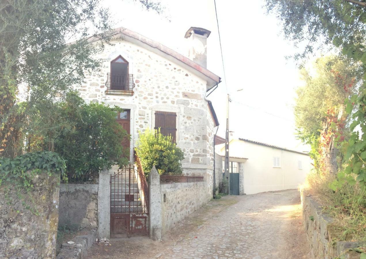 Apartment Quinta De Areias Crespos ภายนอก รูปภาพ